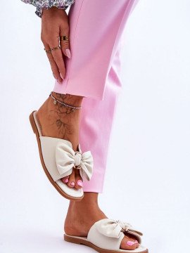 Şlapi model 178341 Step in style