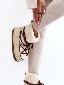 Moon boots model 188650 Step in style