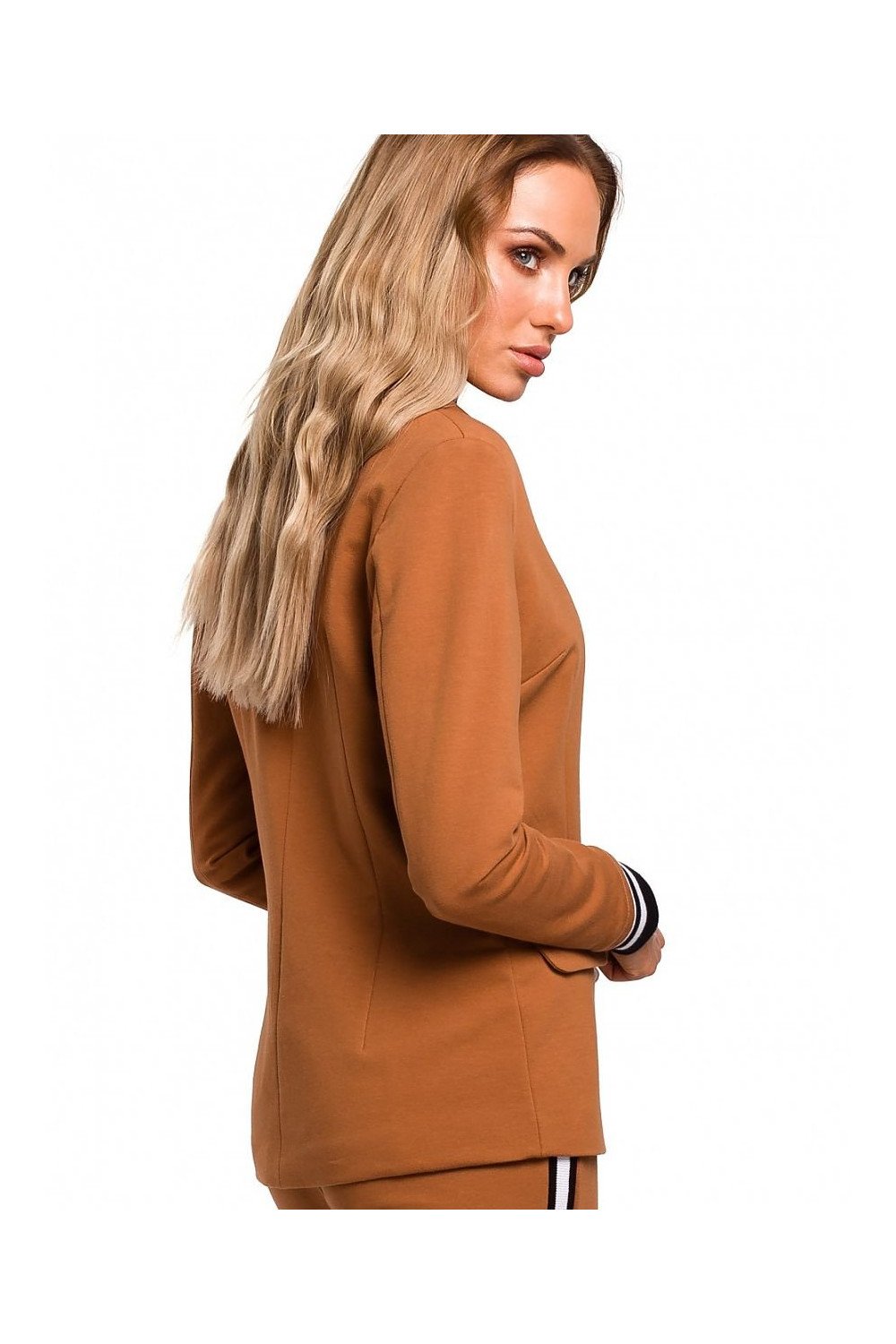 Sacou model 135475 Moe